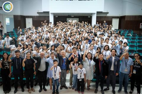 The Climate Change Commission highlights the vital role of youth in climate action during a seminar held at the University of the Philippines Los Baños as part of Climate Change Consciousness Week. (CCC Photo)